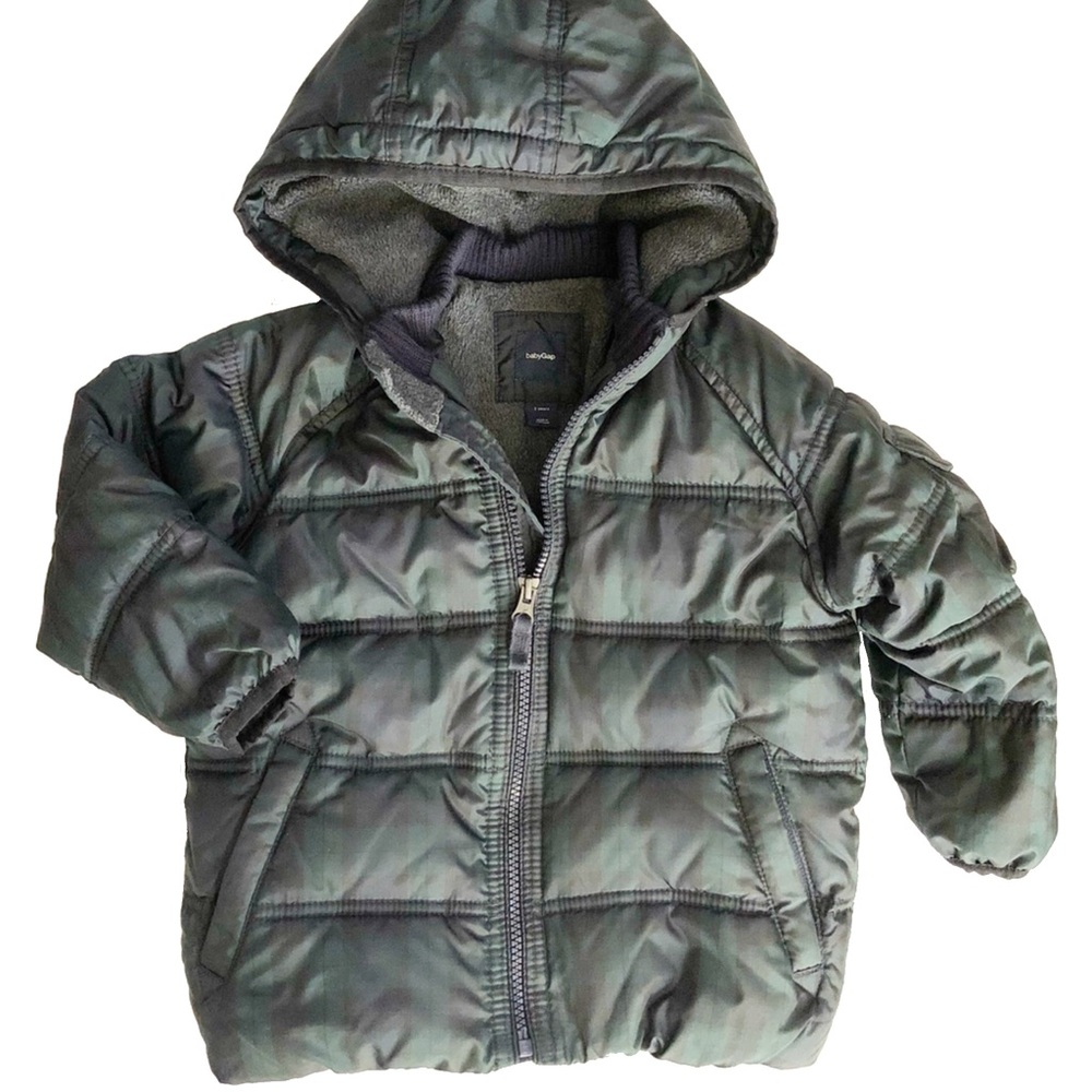 Size 2T• Baby Gap Puffer Jacket